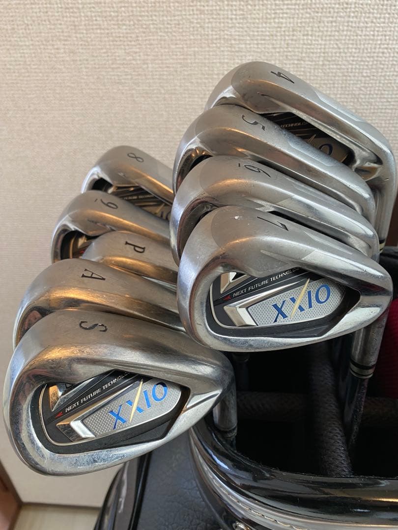 ち*う様 【即発送】XXIO ゼクシオ アイアンセット 9本 スチールS 人気モ