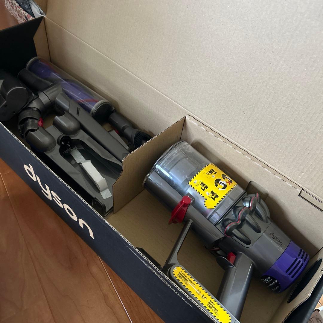 ダイソンコードレス掃除機　v10 sv12 ジャンク