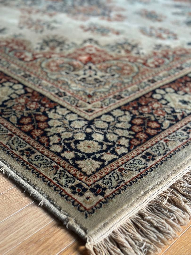 ギリシャ製 100％ウール 機械織りラグ