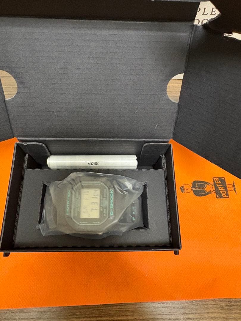G-SHOCK x POTR DW-5600 ポーターコラボ