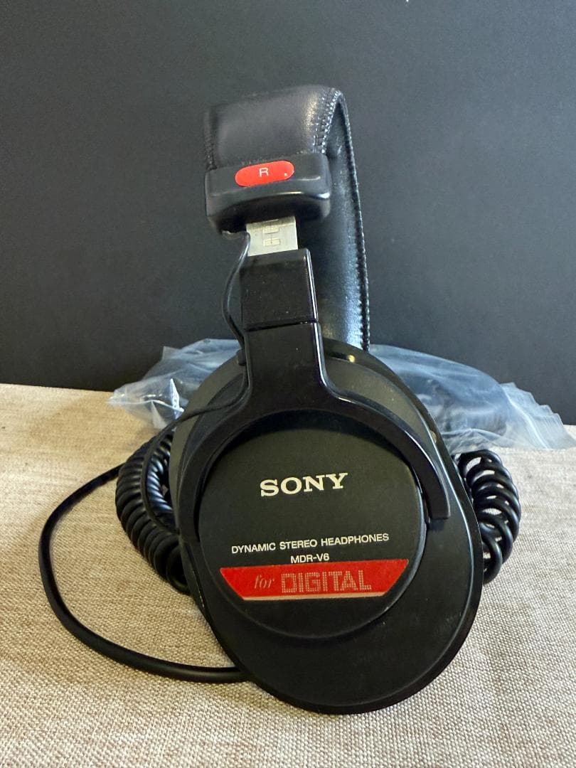 ソニー MDR-V6