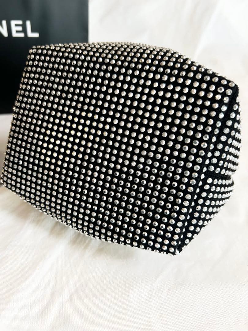 シャネル• ラインストーン CCロゴ 巾着型ショルダーバッグ