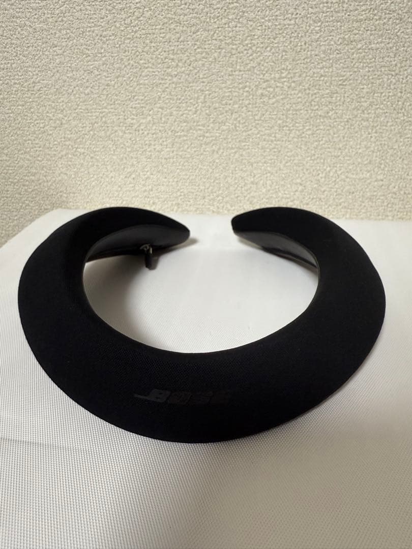 BOSE SOUNDWEAR SPEAKER ネックスピーカー　黒　カバー付き