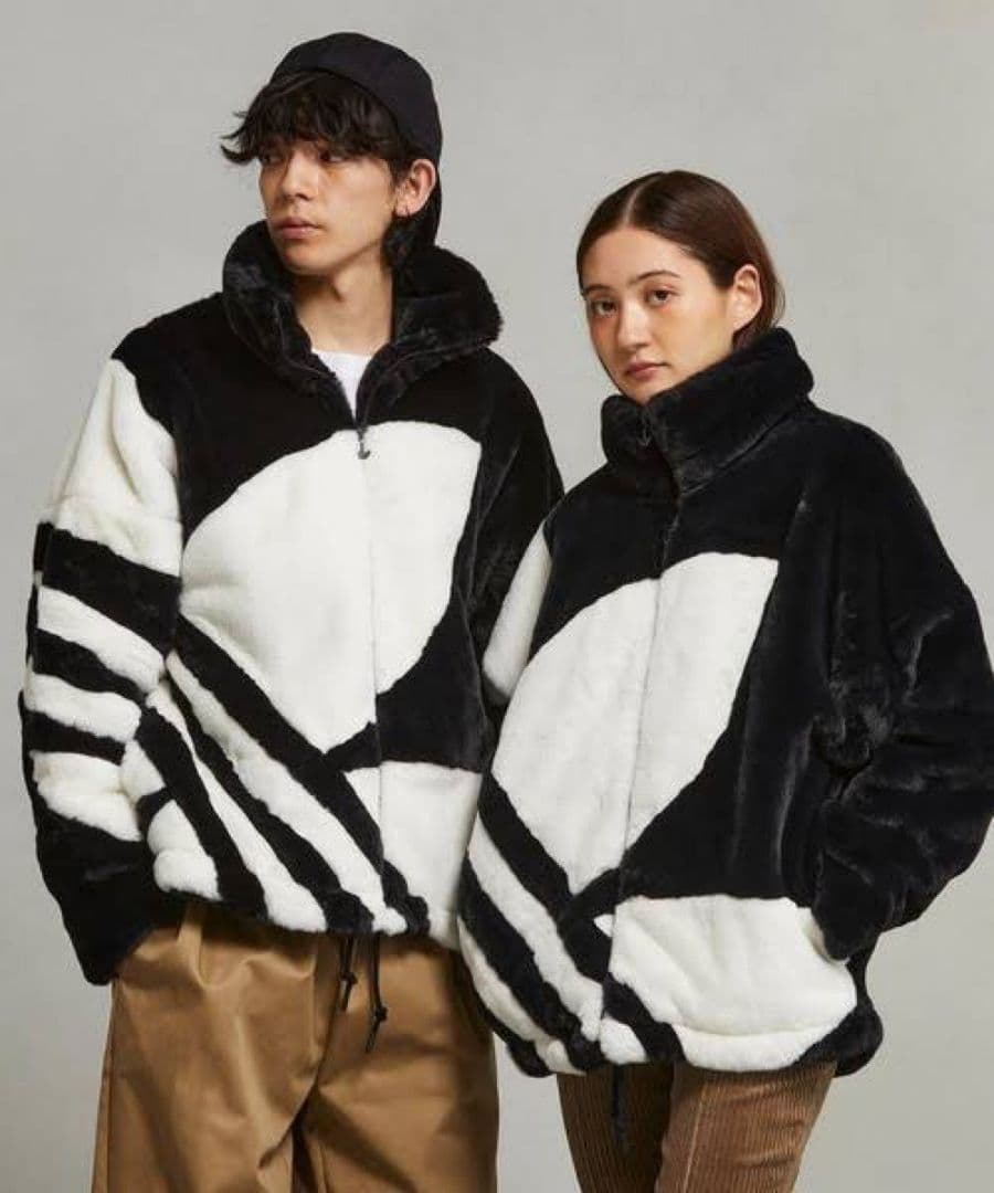 adidasオリジナルス ファートラックジャケット