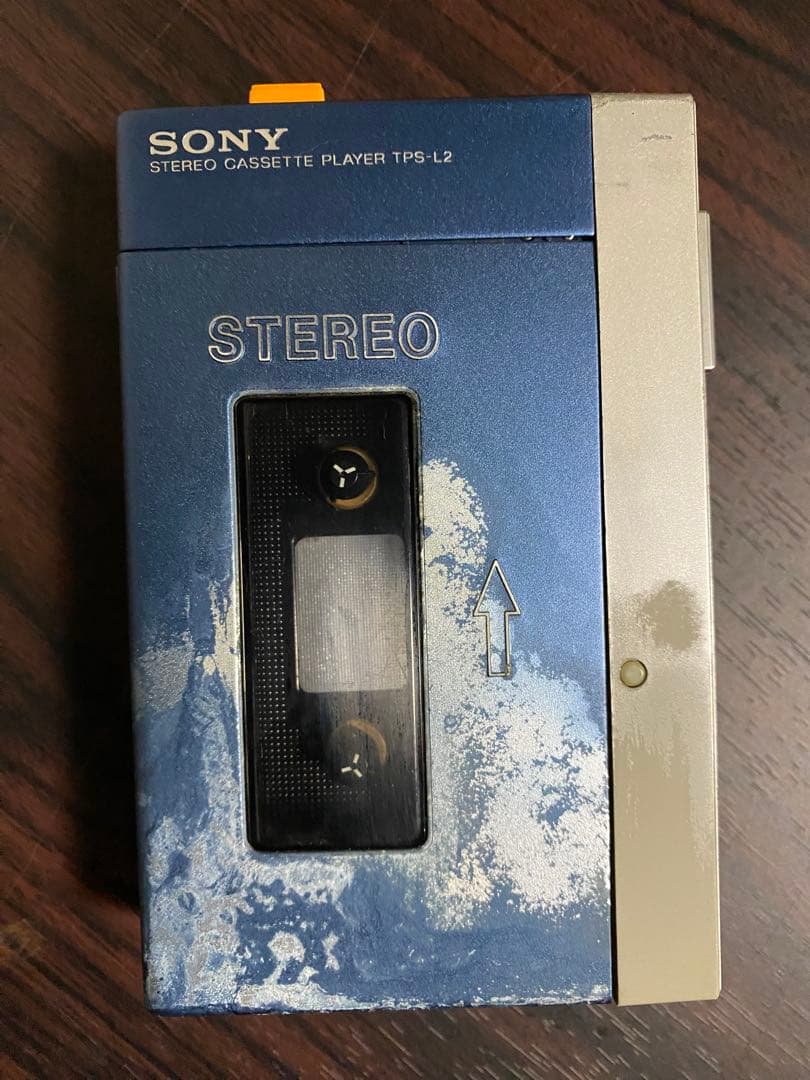 SONY初代ウォークマン TPS-L2 カバー付き