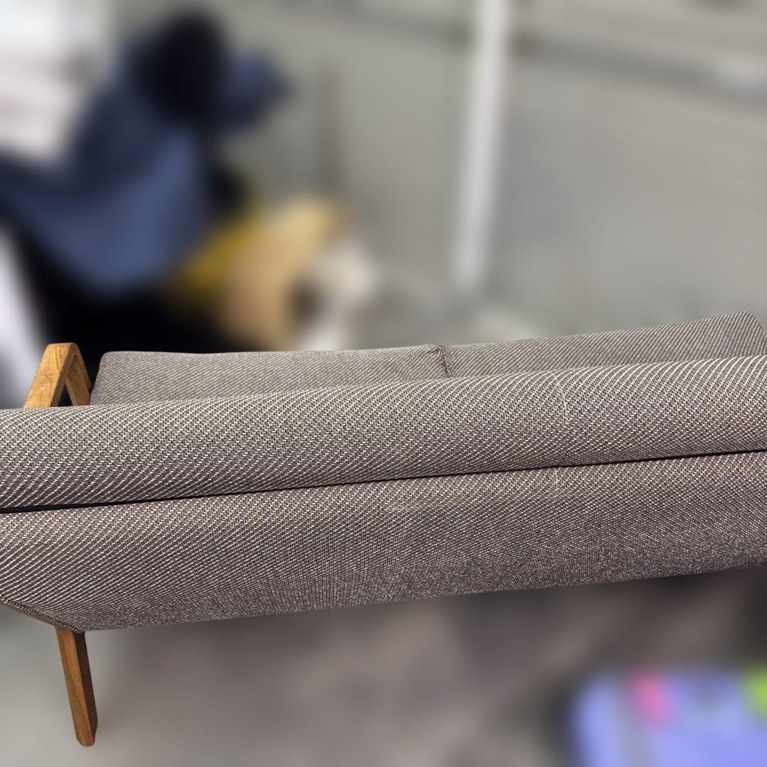 カリモク2人がけソファー