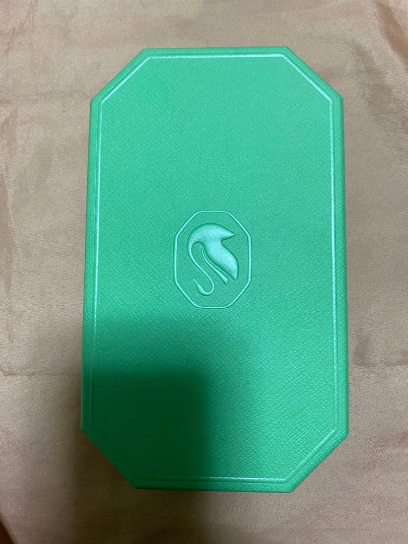 Swarovski iPhone16用ケース