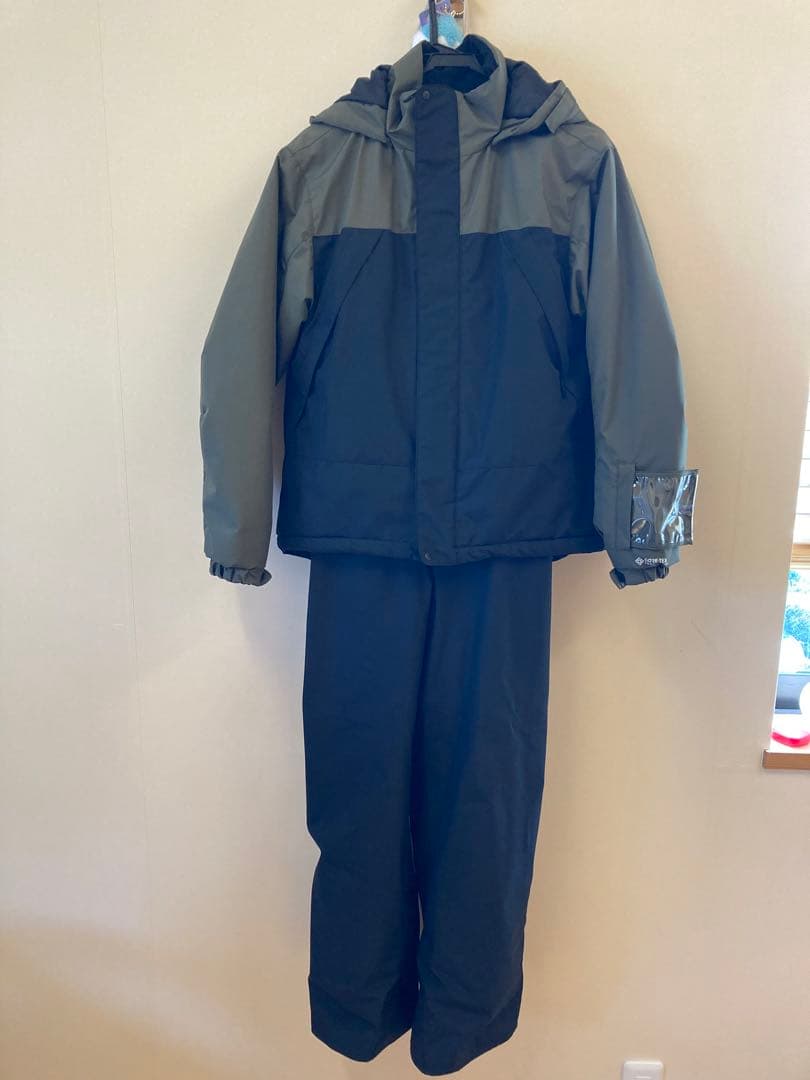 GORE-TEX INFINIUM スキーウェア　160
