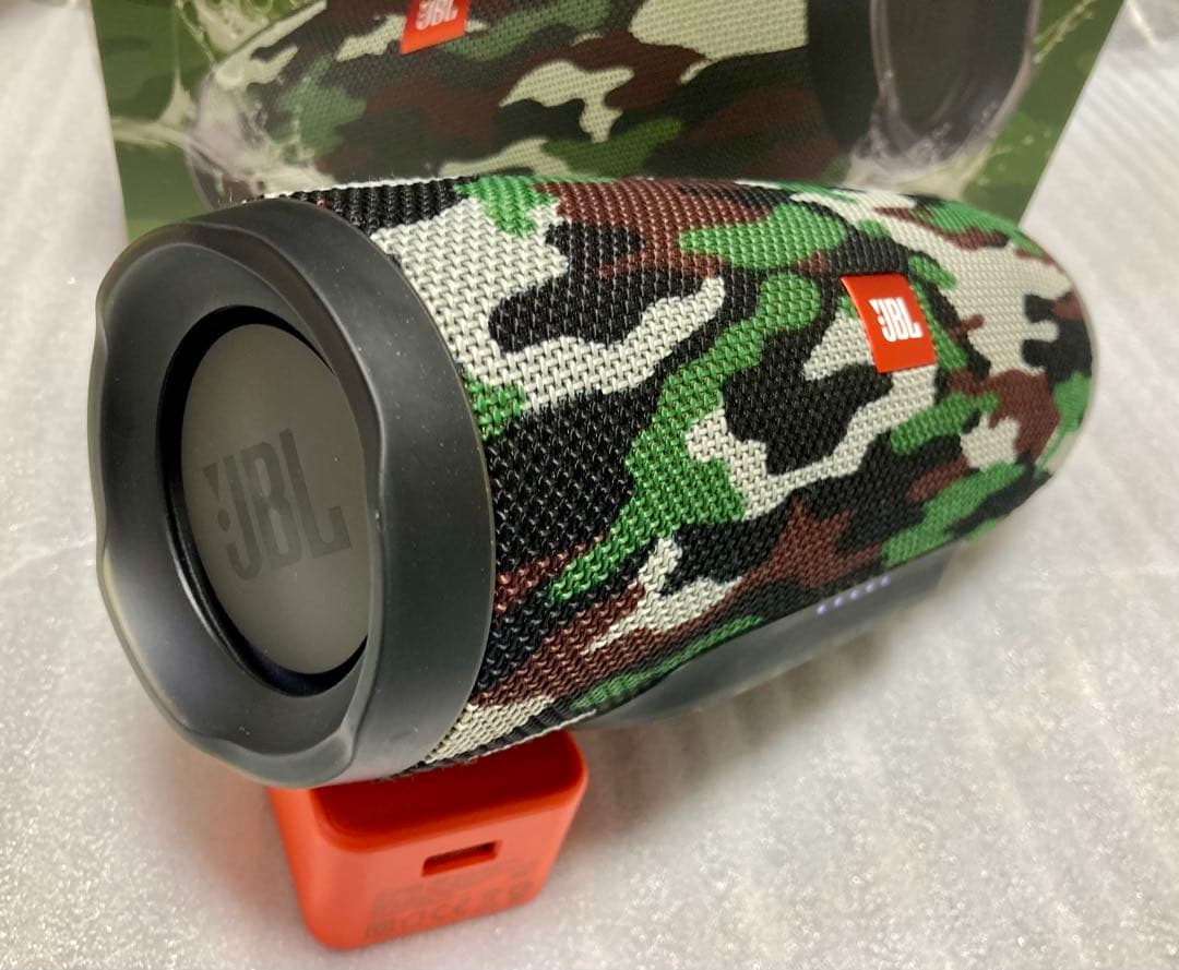 JBL Charge 3 ポータブルBluetoothスピーカースクワッド迷彩色