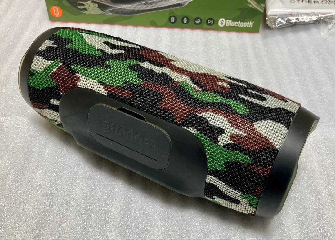 JBL Charge 3 ポータブルBluetoothスピーカースクワッド迷彩色