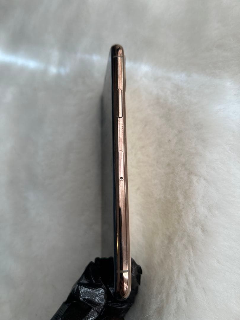 【SIMフリー】Apple iPhone 11 Pro ゴールド　64G