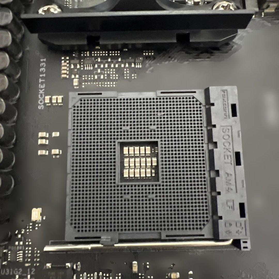 ASUS ROG STRIX B450-I GAMINGマザーボード