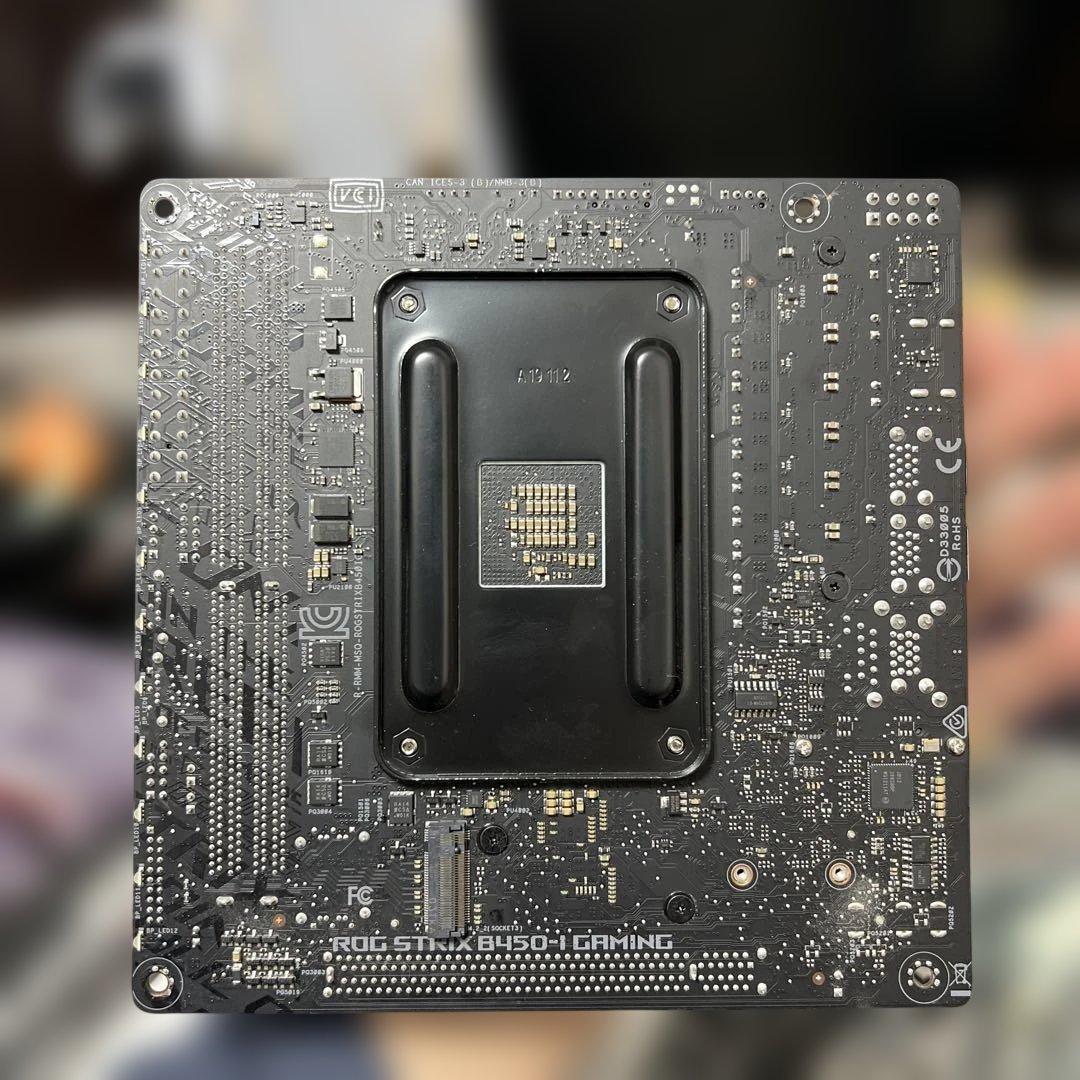 ASUS ROG STRIX B450-I GAMINGマザーボード