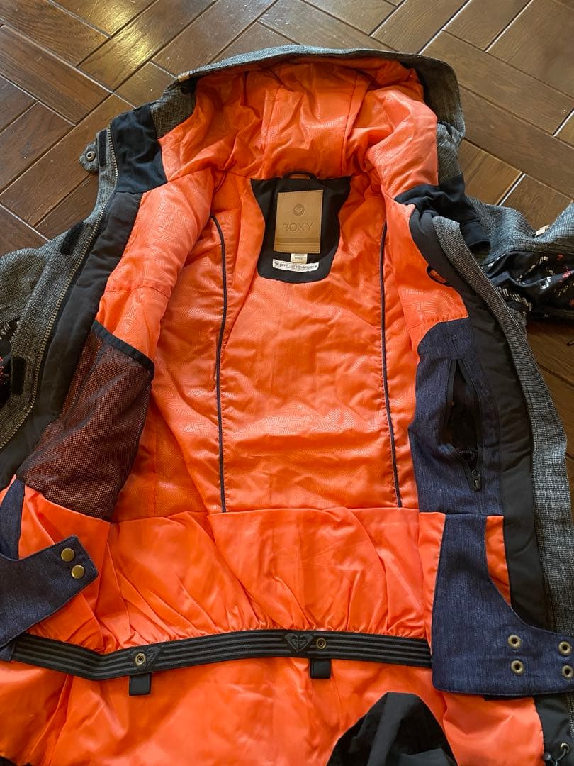 【未使用・タグなし】ロキシー　スキーウェア　ジャケットのみ