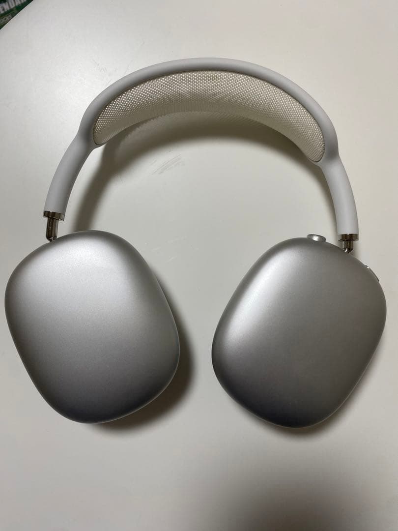 AirPods pro Max シルバー