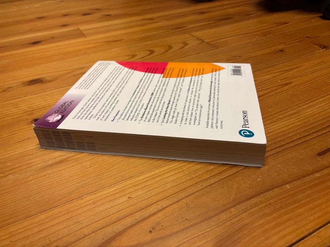 ビジネス・経済 Economics 3E global edition