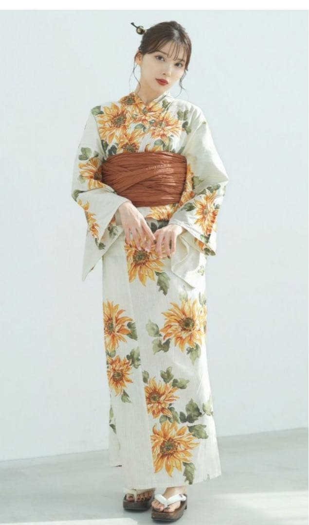 ひまわり柄 浴衣 長袖 茶色帯付き　Dita