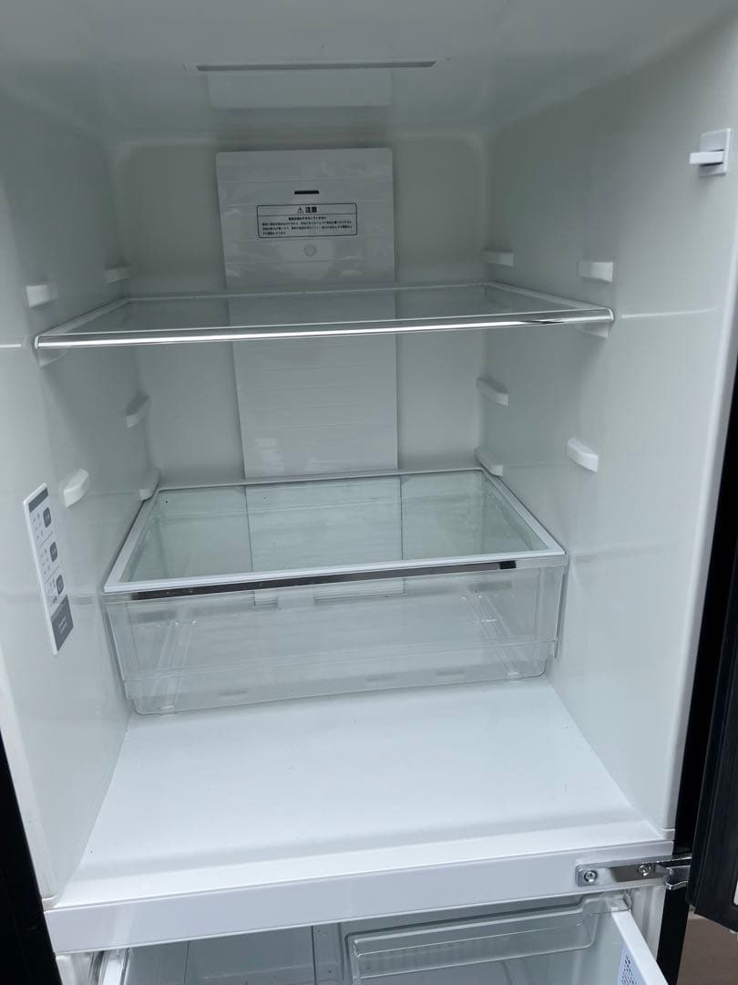 2017年式 282L Hisense 3ドア冷蔵庫 HR-G2801BR