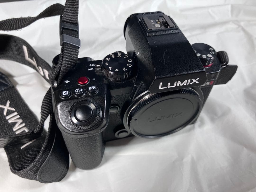 LUMIX ミラーレス一眼カメラ 本体と付属品