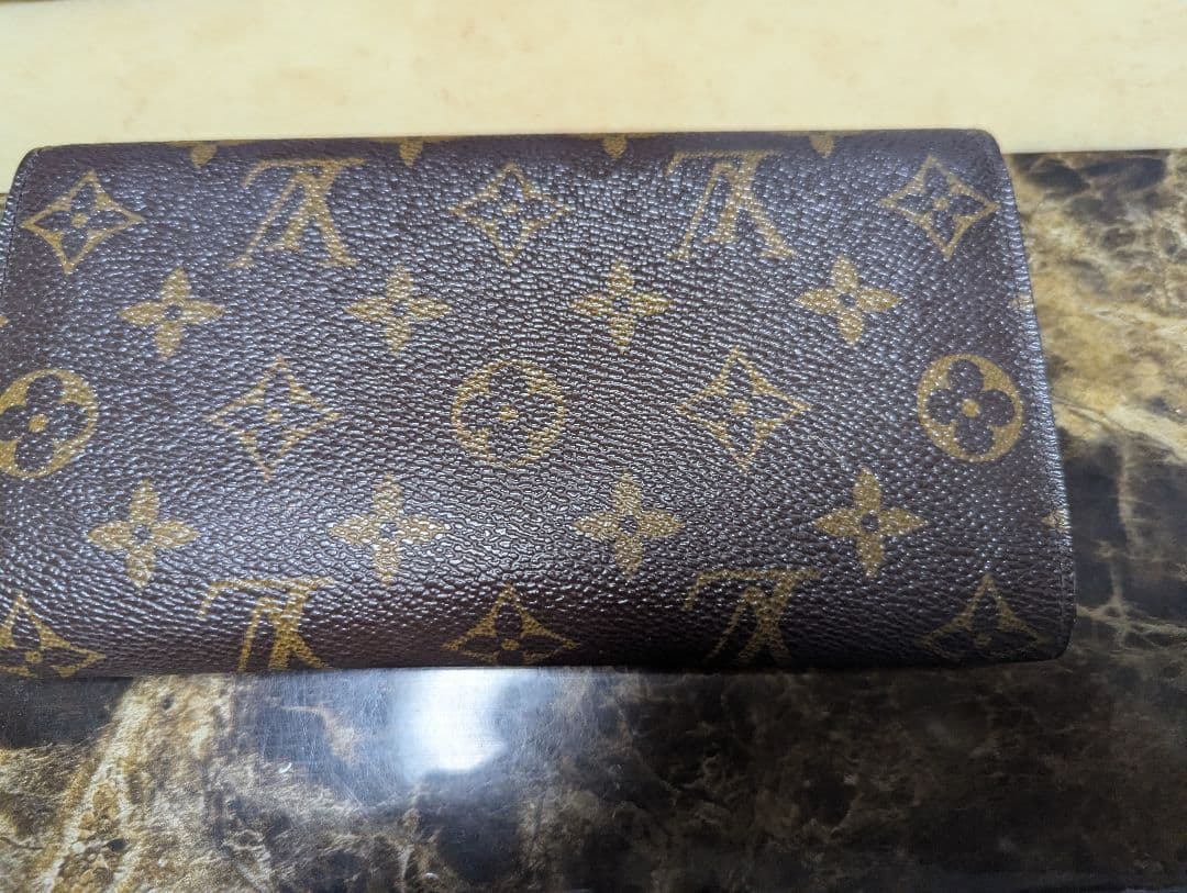 ルイ・ヴィトン　長財布