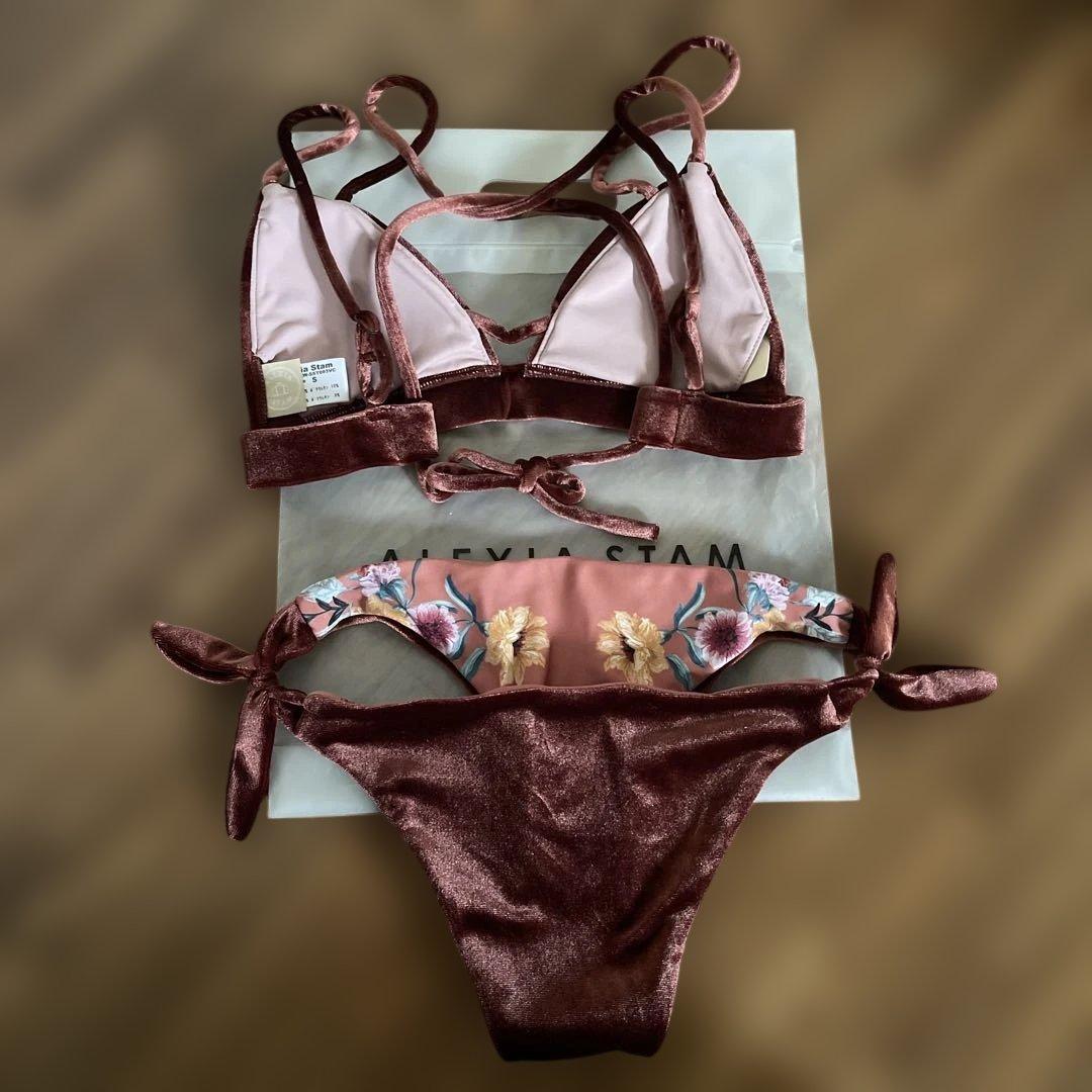 アリシアスタン　ビキニ上下　ベロア生地