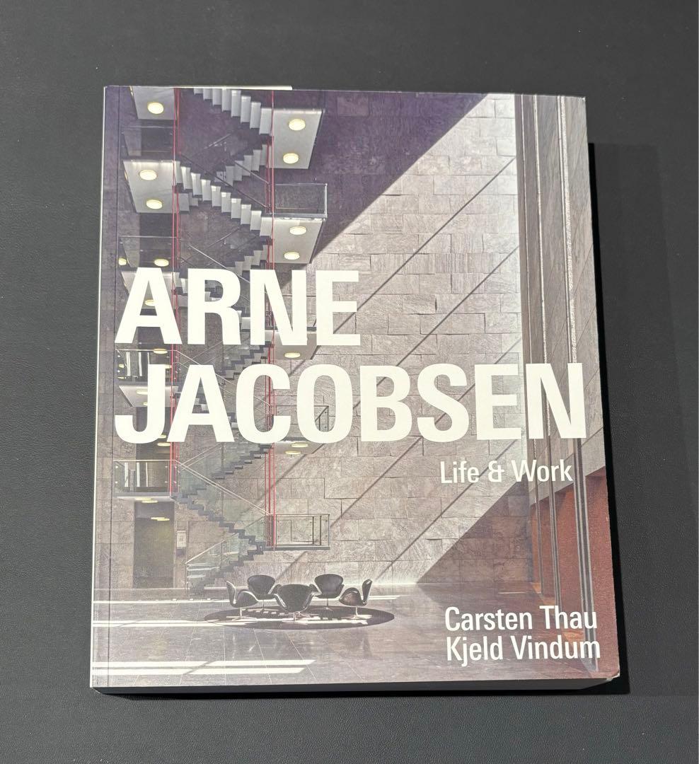 ARNE JACOBSEN　アルネ・ヤコブセン