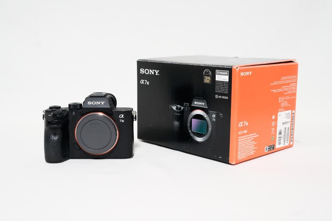 Sony α7 III ミラーレス一眼 元箱・付属品あり