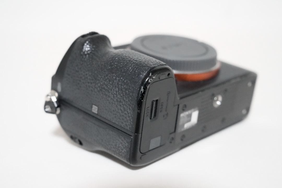 Sony α7 III ミラーレス一眼 元箱・付属品あり