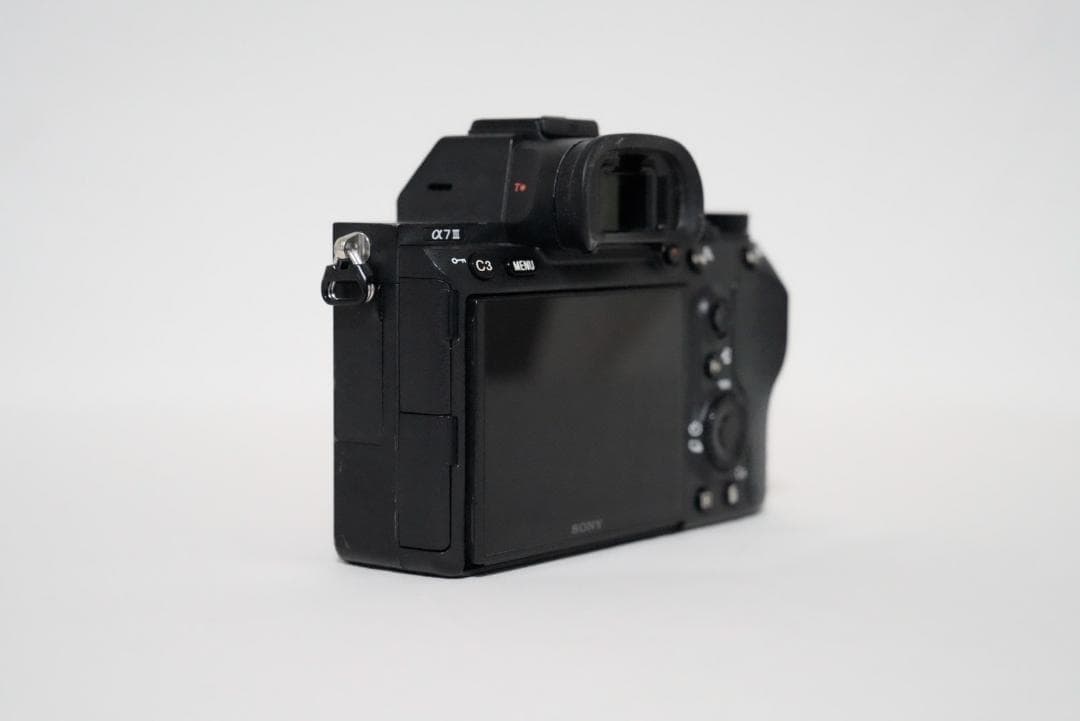 Sony α7 III ミラーレス一眼 元箱・付属品あり