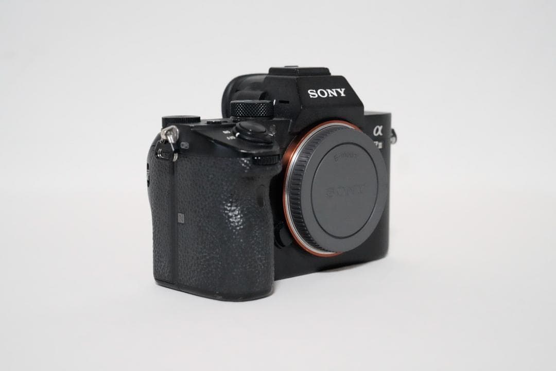 Sony α7 III ミラーレス一眼 元箱・付属品あり