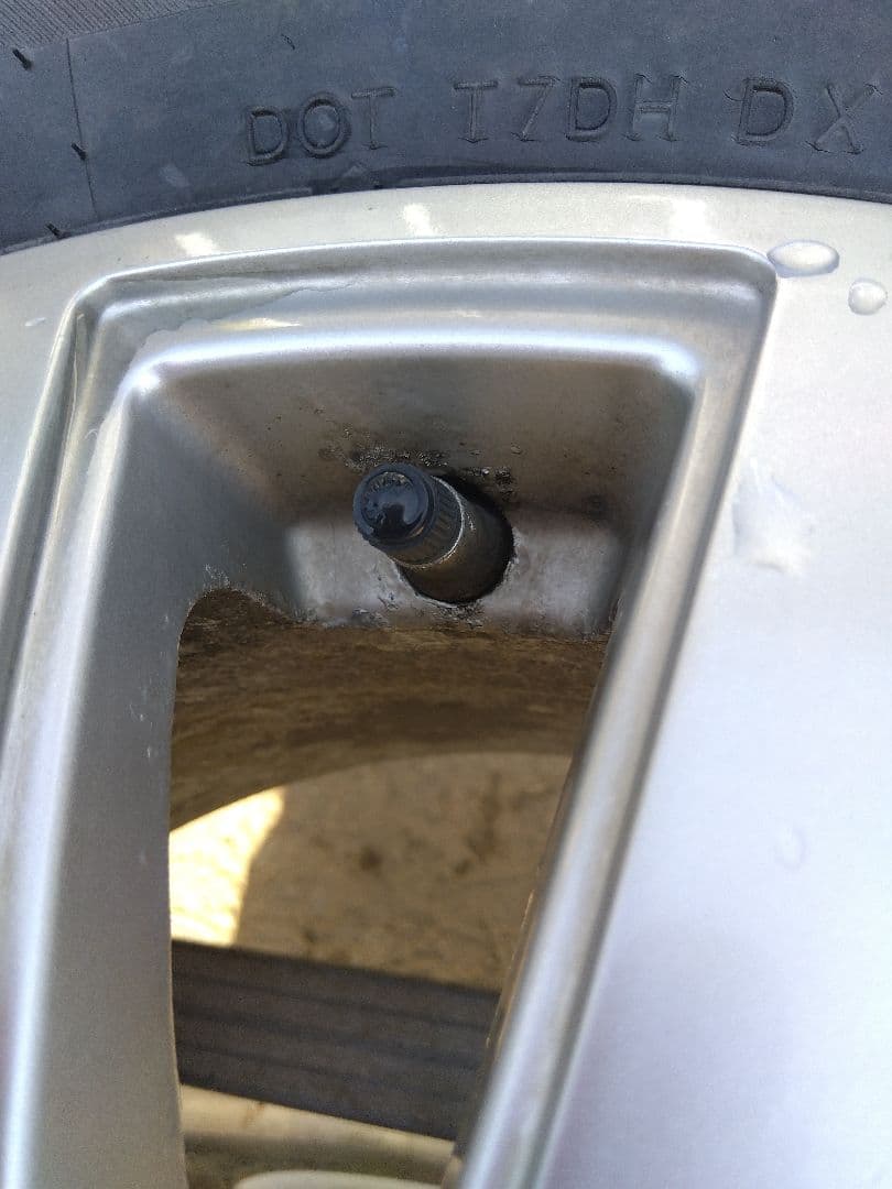 5穴マルチ15インチインチアルミホイール　4本セット送料込み195/65R15