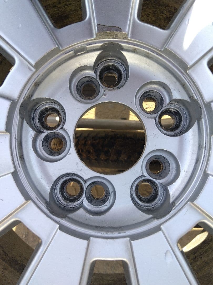 5穴マルチ15インチインチアルミホイール　4本セット送料込み195/65R15