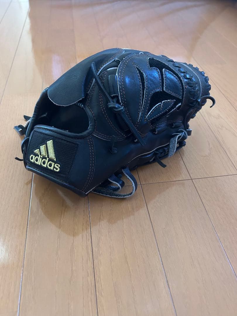 アディダス　adidas 軟式グローブ 黒