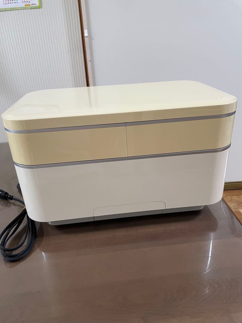 【キララ】サキナ　ビジュー　SAQINA 美顔器