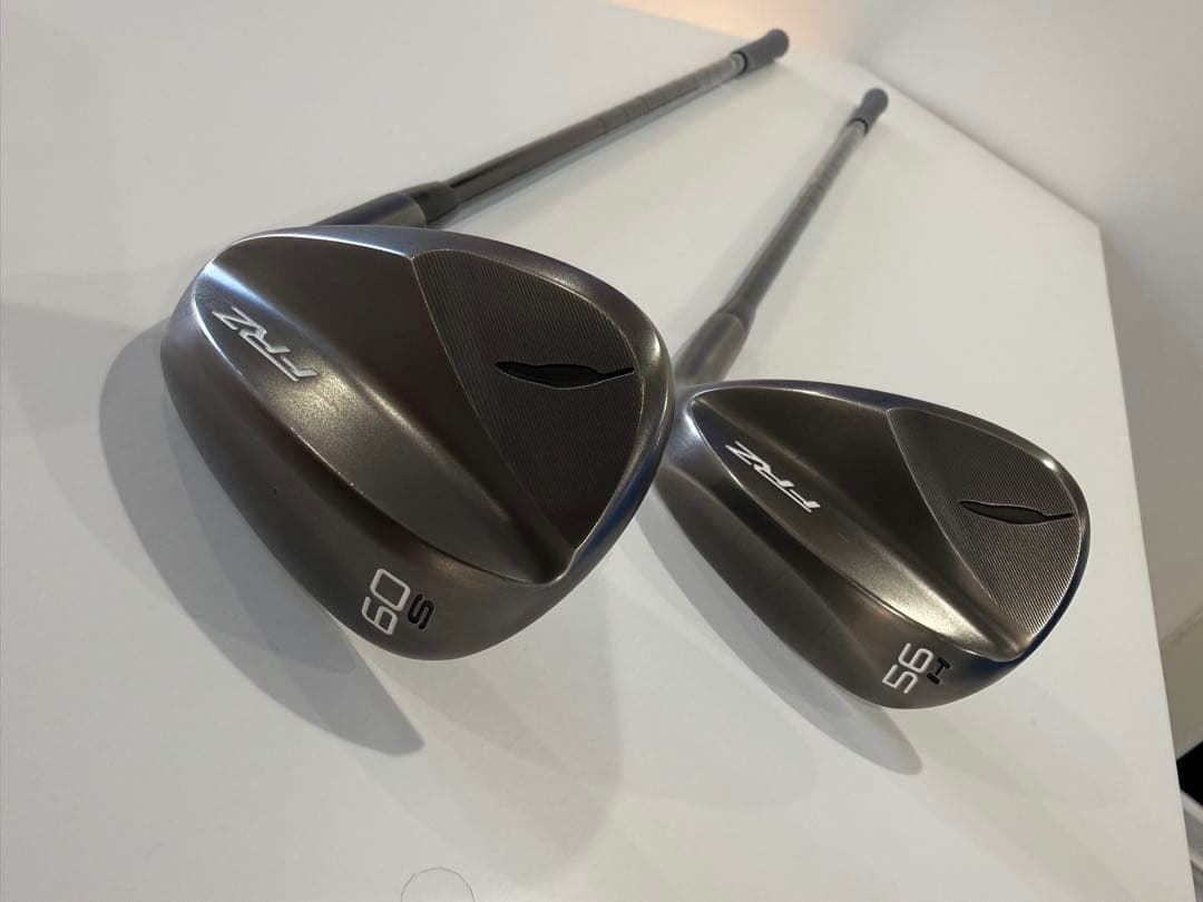【美品】フォーティーン FRZ ウェッジ スモーキーサテン 56度 60度セット