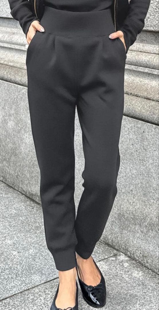 JENNE 日本製ストレッチ細見えパンツ　ブラック　S