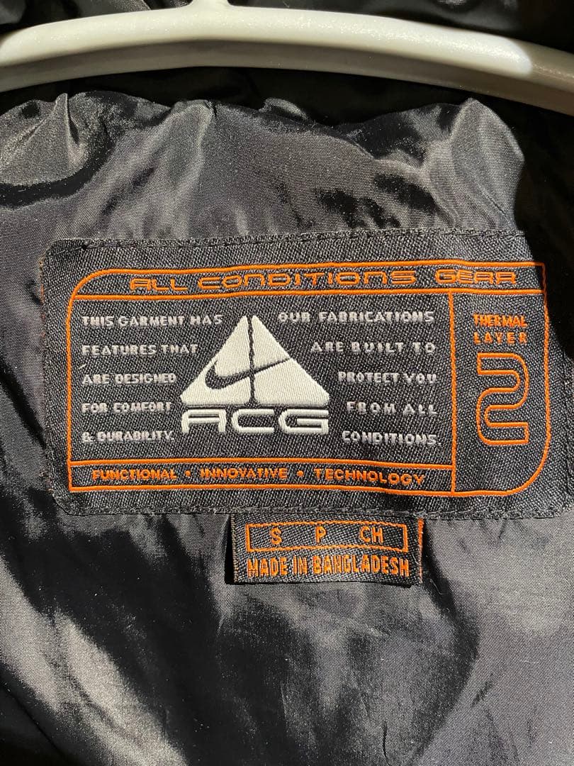 アトモスNike ACG ダウンベスト ブラック