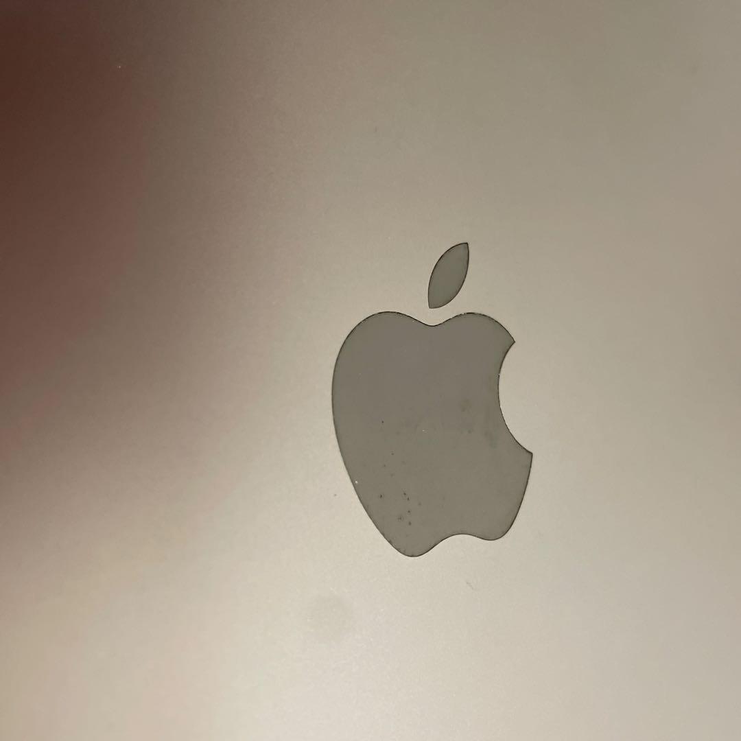 D*Ｌ様 MacBook シルバー 2020年 M1チップ