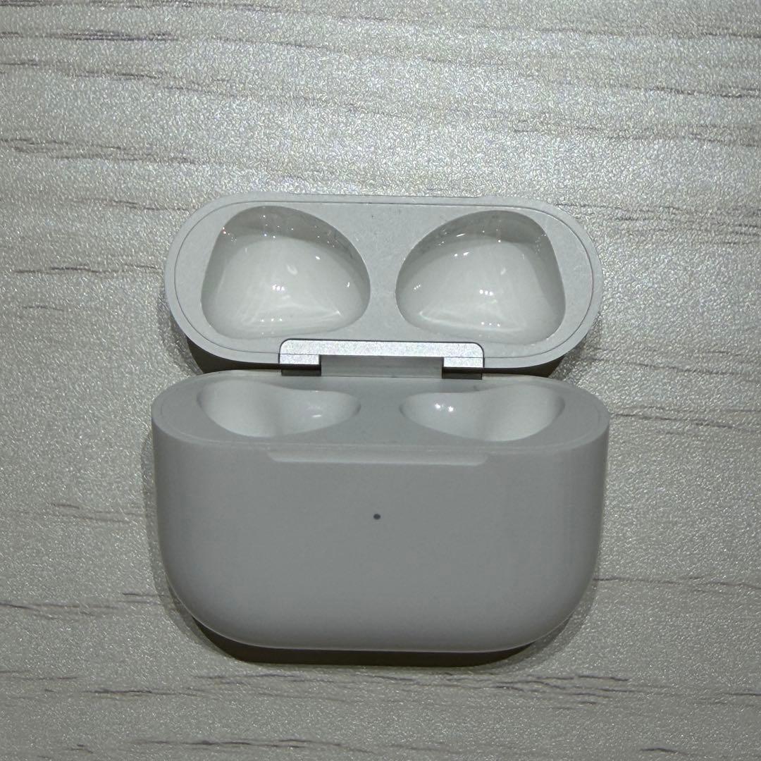 Apple AirPods3 第3世代 MagSafe充電ケース