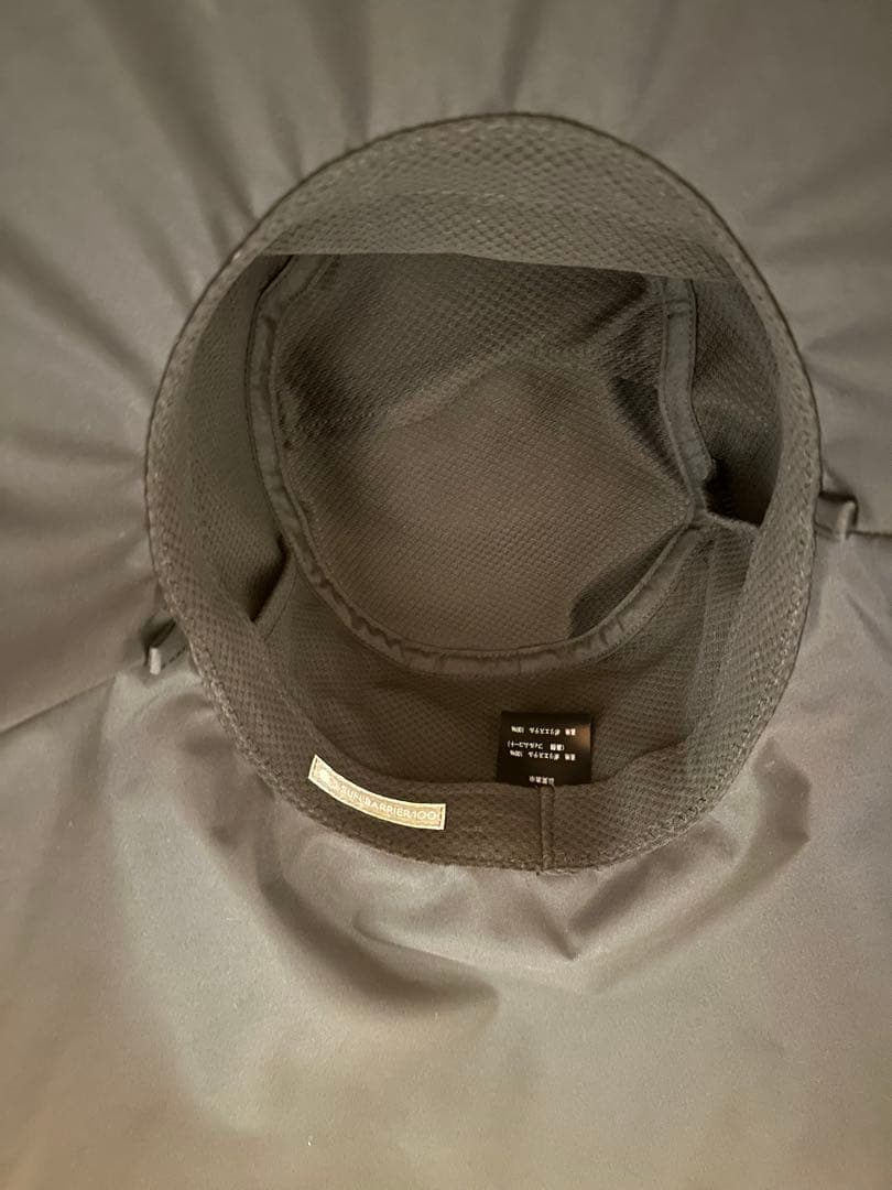 サンバリア100 オーバルハット　ブラック　完全遮光