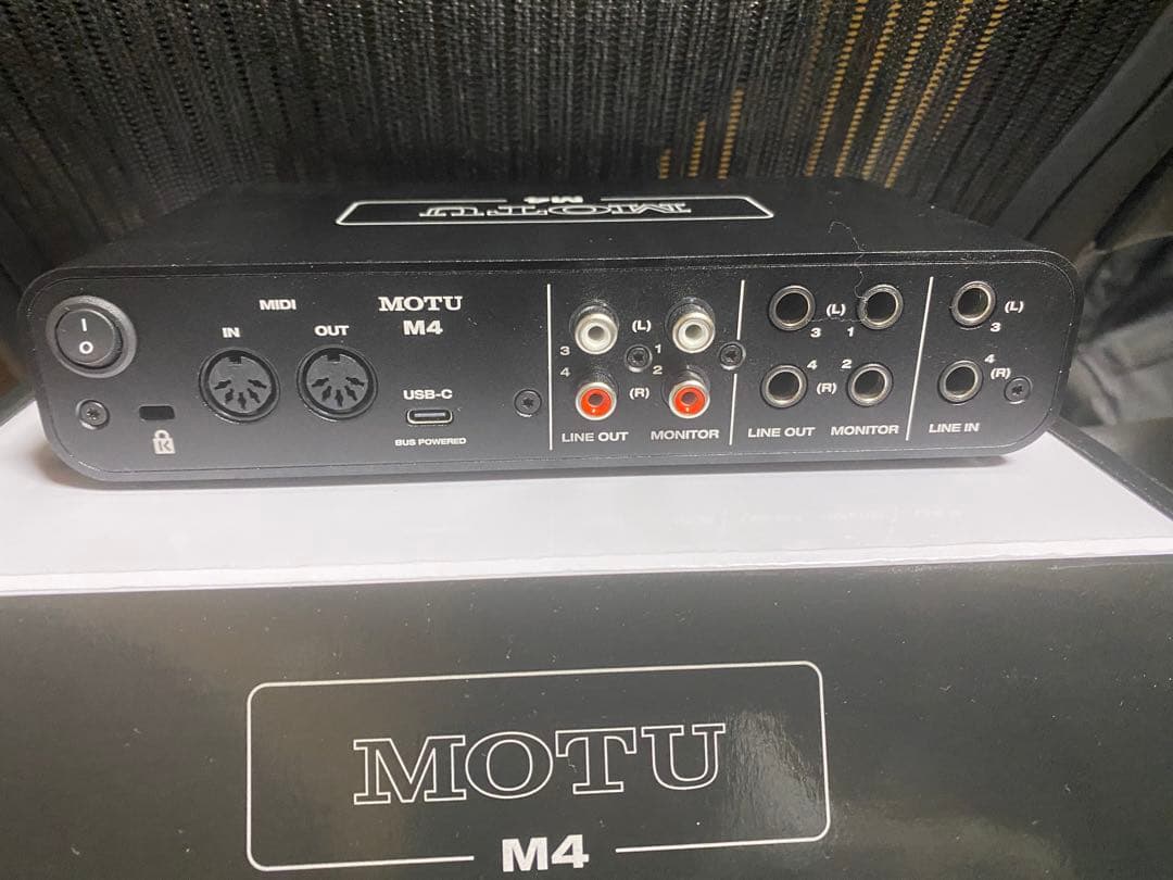 ほぼ新品　MOTU M4 オーディオインターフェイス