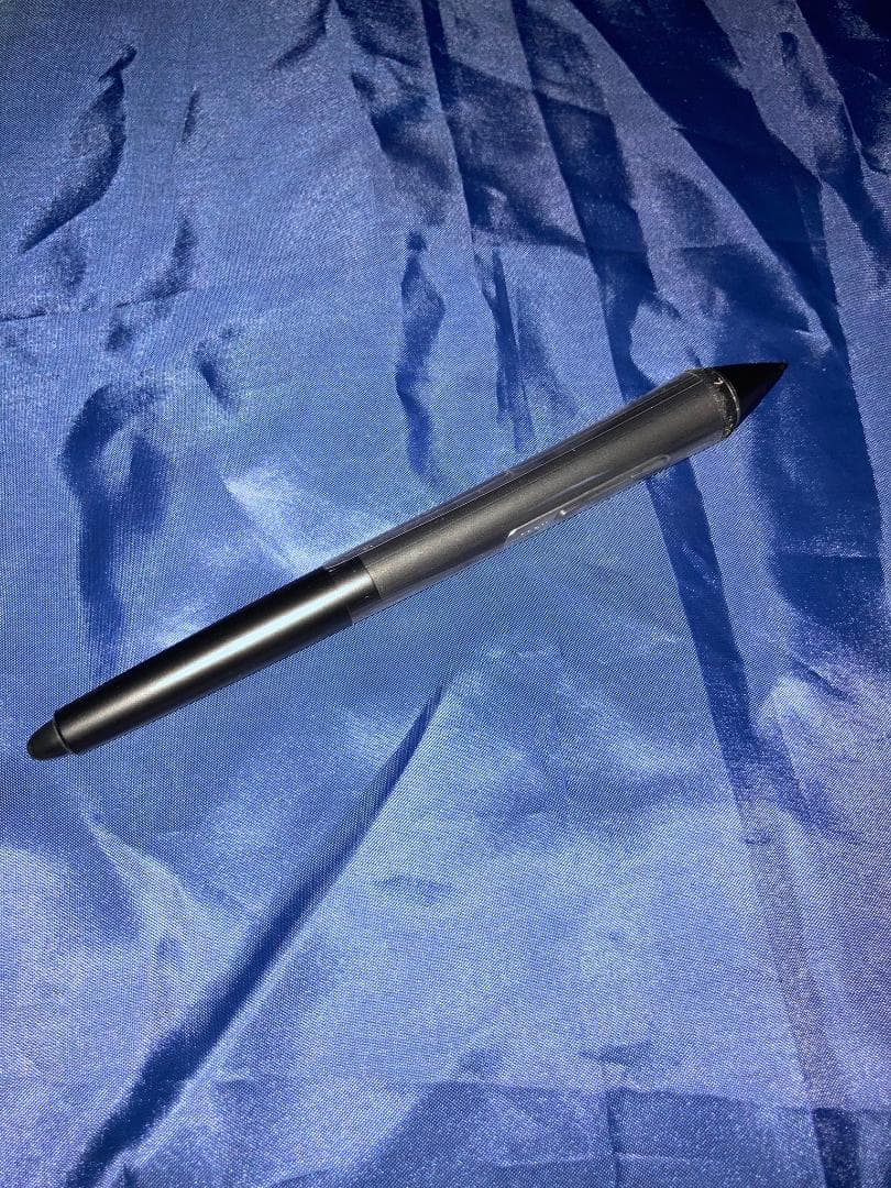 WacomCintiq16 本体＋純正スタンド付き【未使用プロペン2】箱あり