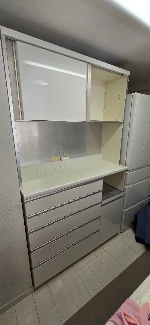 パモウナ カップボード キッチンカウンター 横120、高204、奥行48