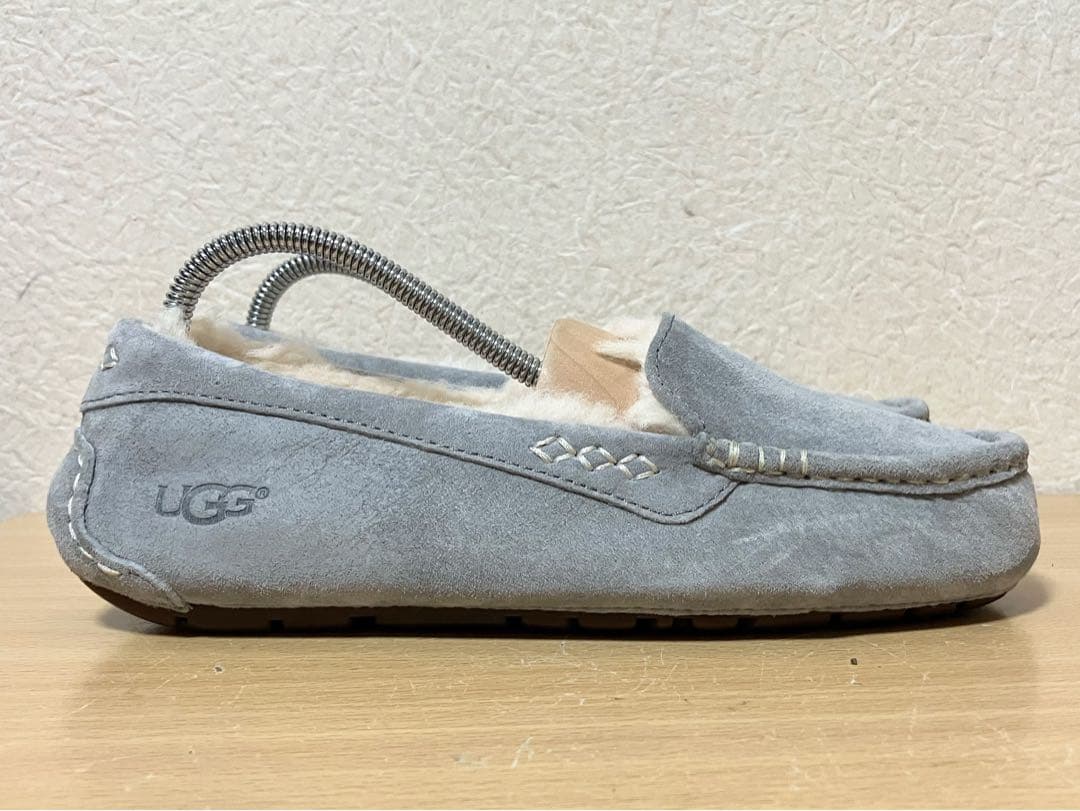 ★未使用！UGG Ansley 3312 アグ アンスレー モカシン ムートン