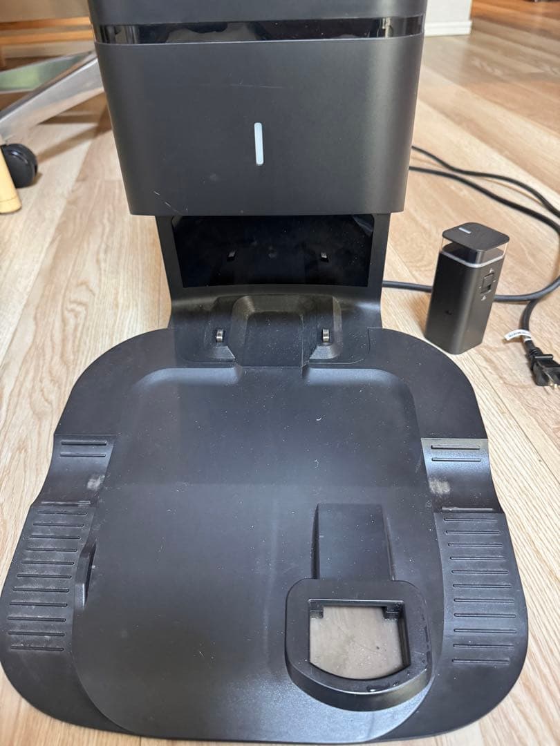 iRobot Roomba i7自動充電スタンド付き