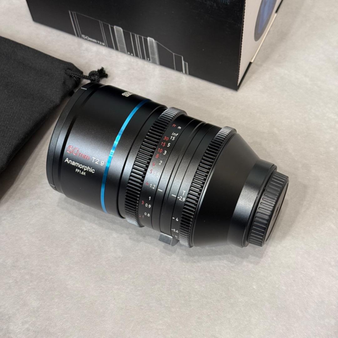レンズ(単焦点) SIRUI 50mm T2.9 1.6x FF Anamorphic Lens