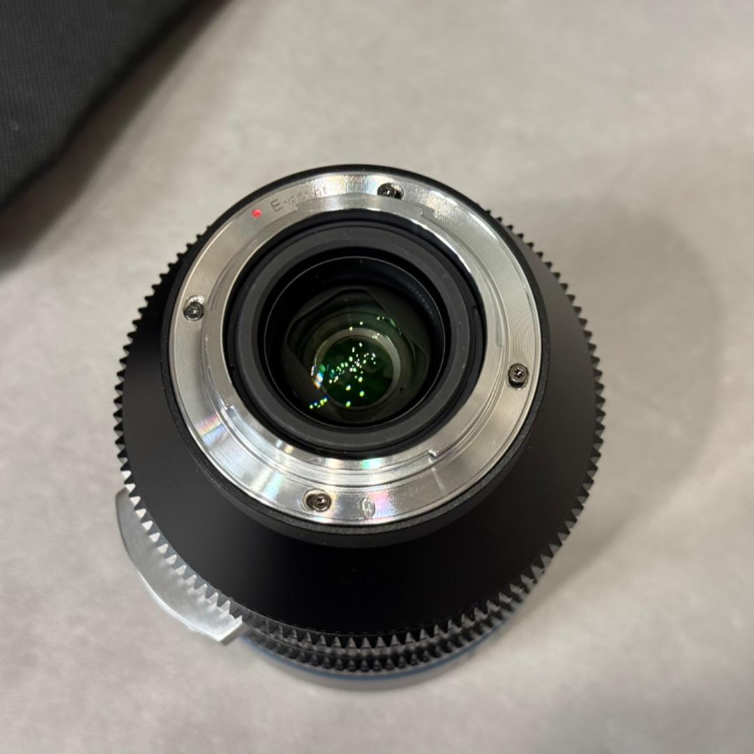 レンズ(単焦点) SIRUI 50mm T2.9 1.6x FF Anamorphic Lens