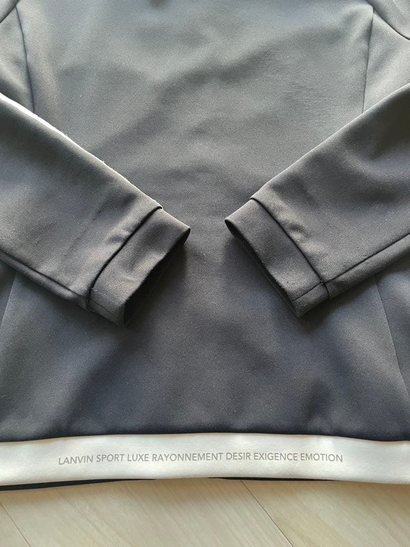 ランバンスポール LANVIN SPORT パーカー　ブラック系