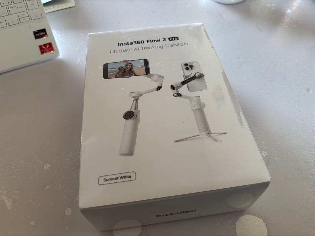 【ほぼ新品】insta360 flow 2 pro＋磁気スマートフォンマウント