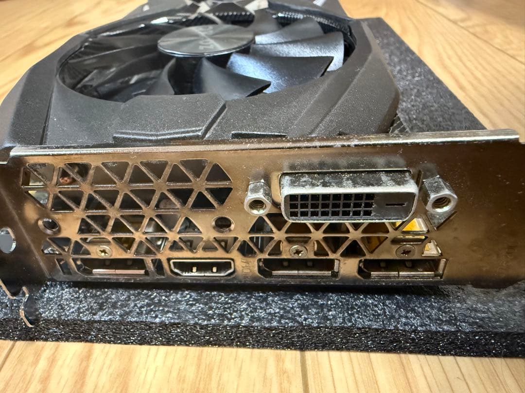 グラフィックボード・グラボ・ビデオカード ZOTAC GTX1070
